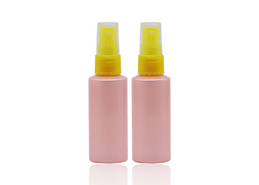بطری های پلاستیکی کوچک پلاستیکی Flat Shoulder Pink PET 50ml قابل شارژ مجدد با پمپ زرد